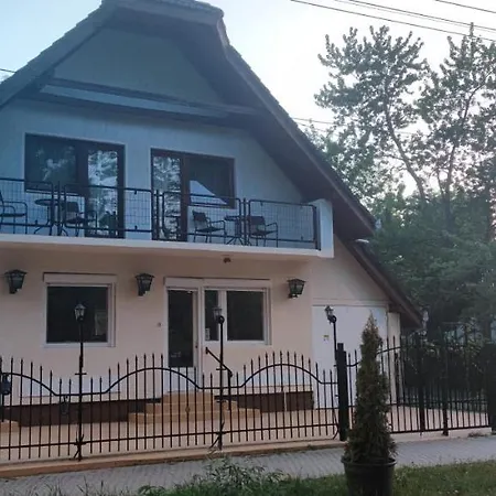 Szitakoeto Szallo Homestay Zamardi
